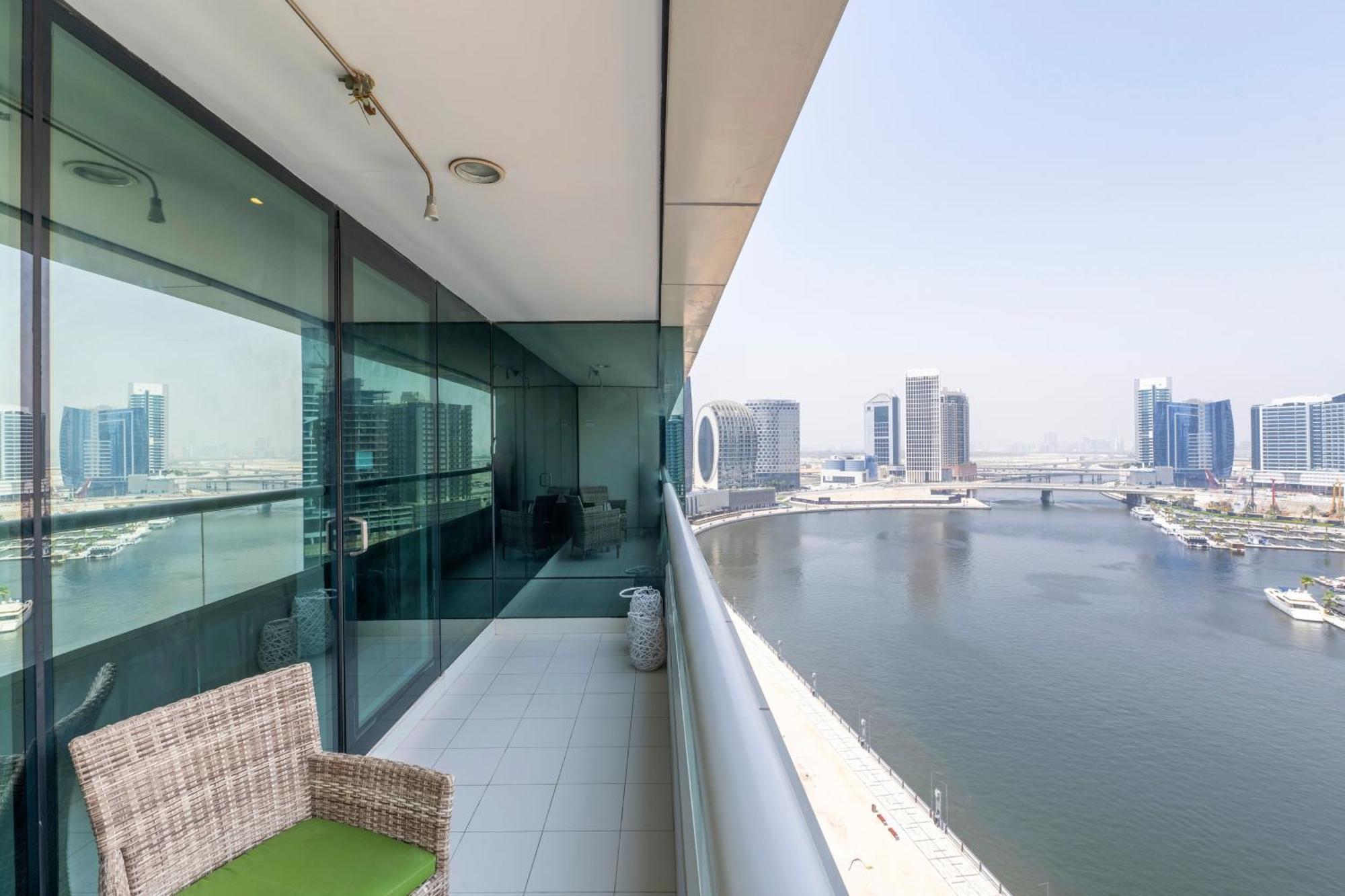 Damac Canal Views Residences Dubaj Exteriér fotografie