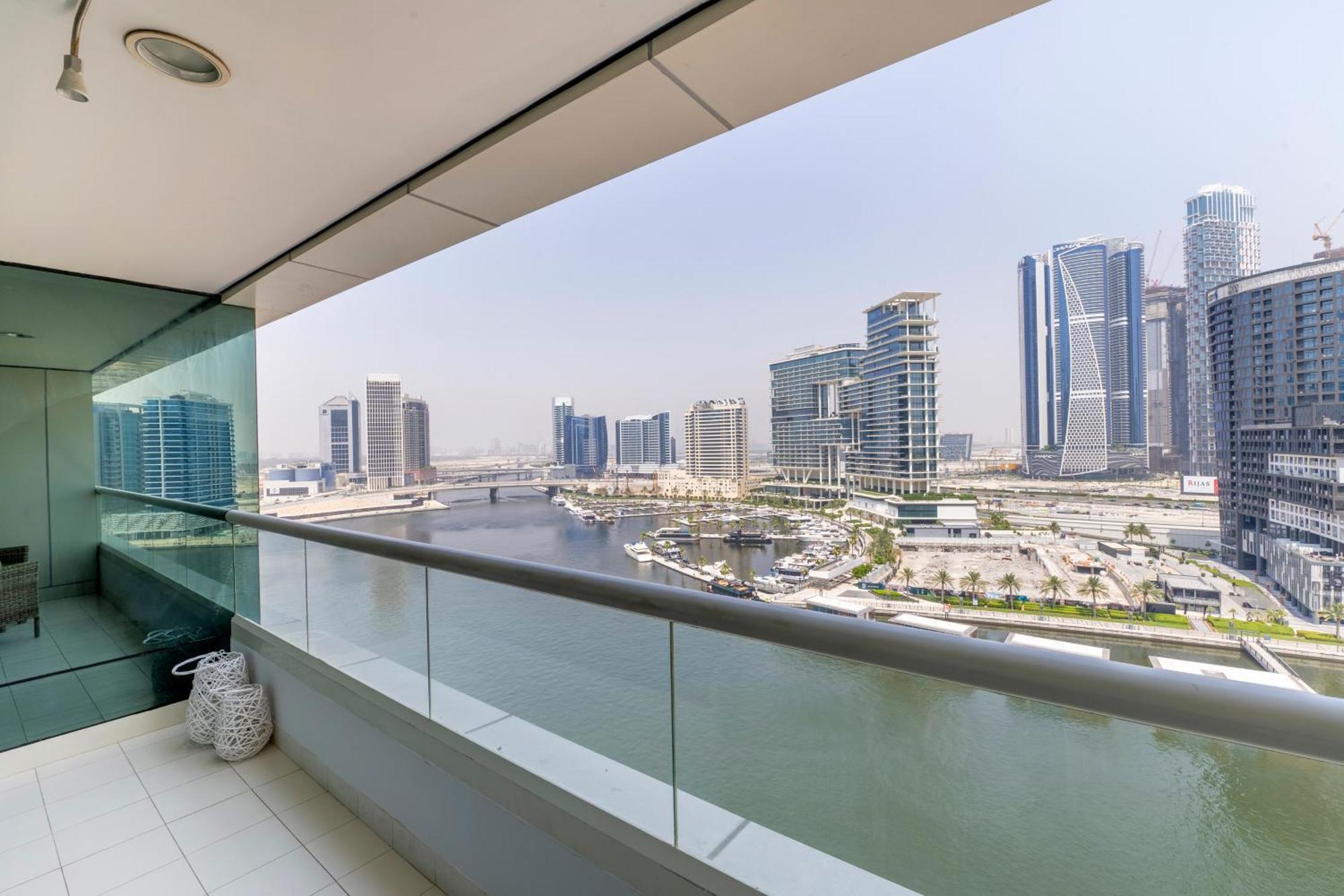 Damac Canal Views Residences Dubaj Exteriér fotografie