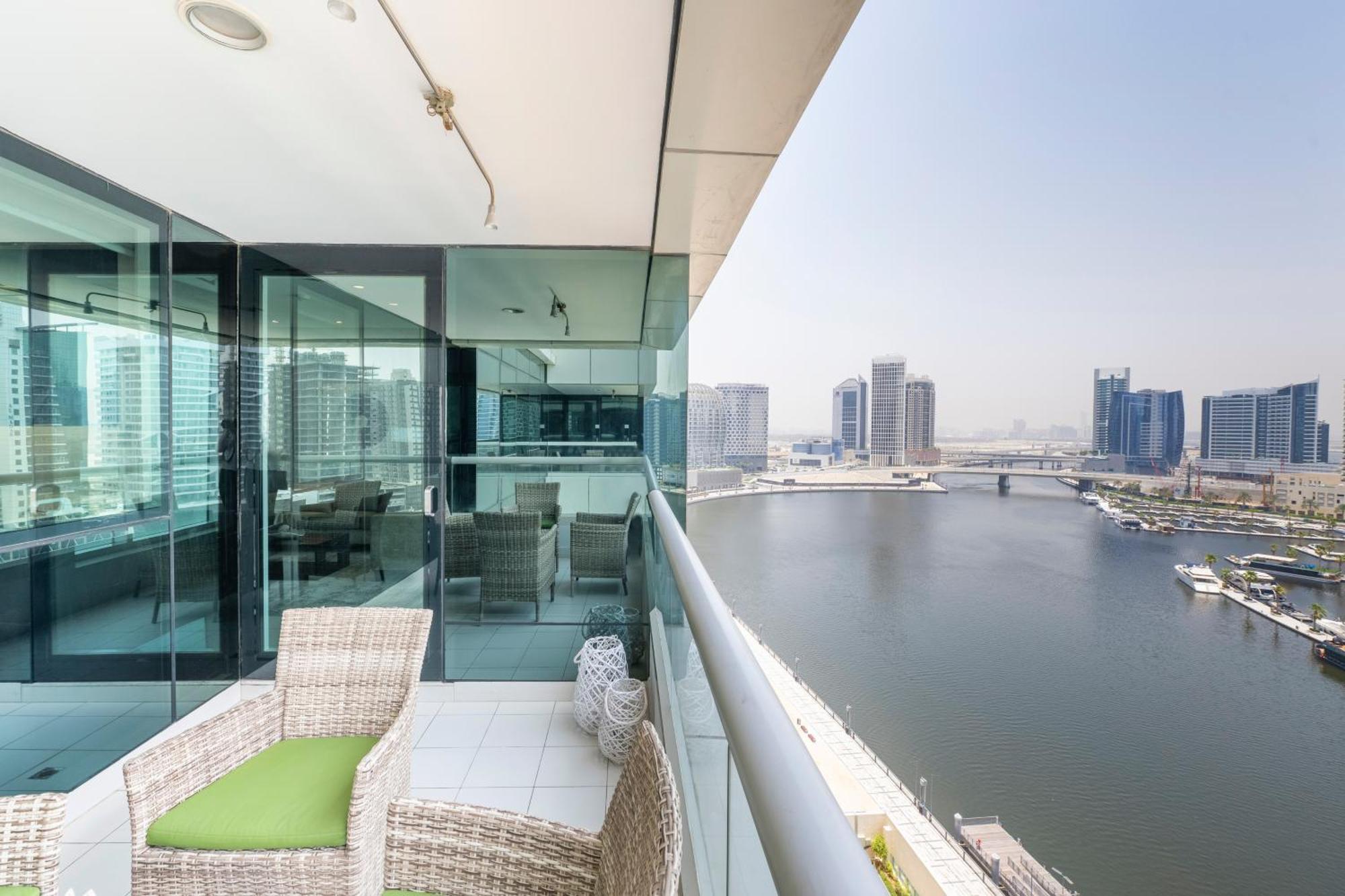 Damac Canal Views Residences Dubaj Exteriér fotografie